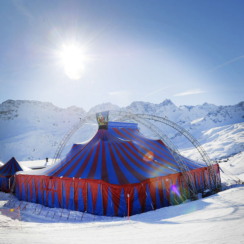 bogenmastenzelt02_32x34m
